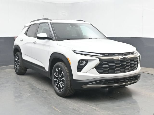 New 2026 Chevrolet TrailBlazer ACTIV w/ Convenience Package AWD/4WD image 2