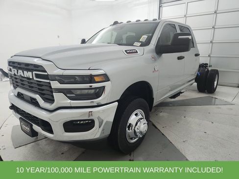New 2026 RAM 3500 Tradesman w/ Chrome Appearance Group A image 4
