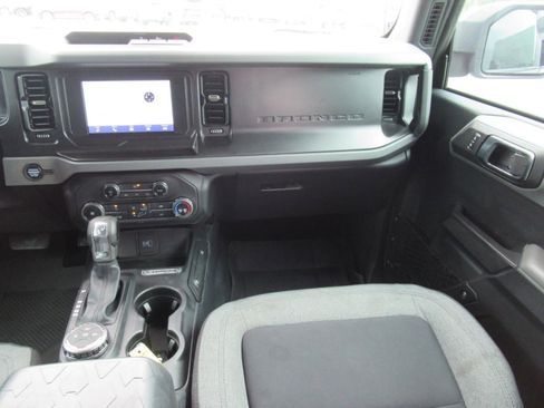 Used 2022 Ford Bronco 4-Door AWD/4WD image 14