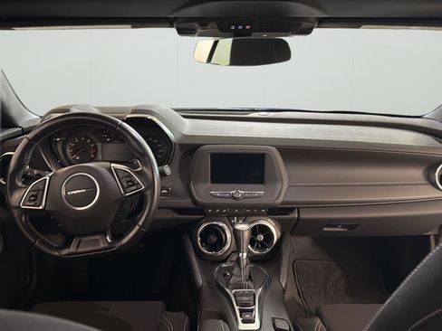 Used 2023 Chevrolet Camaro LT RWD image 15