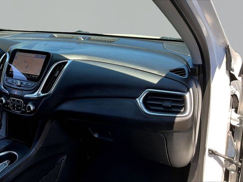 Used 2019 Chevrolet Equinox LT w/ Sun & Navigation Package FWD image 26