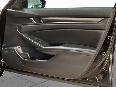 Used 2019 Honda Accord Sport image 23
