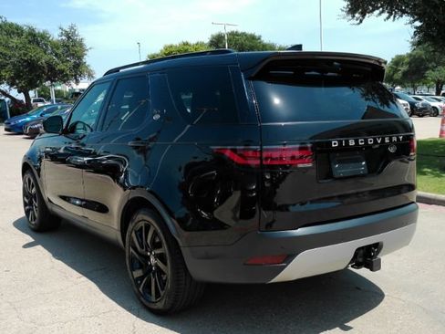 Used 2023 Land Rover Discovery S AWD/4WD image 13