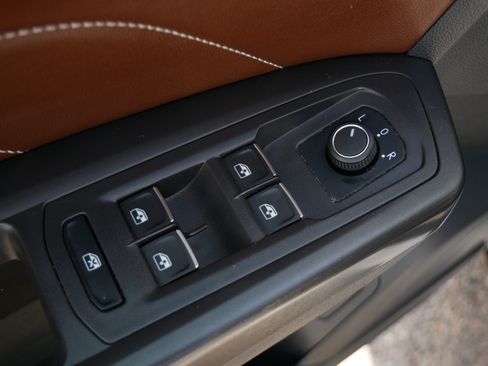 Certified 2022 Volkswagen Atlas SEL AWD/4WD image 19