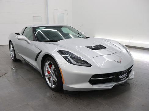 Used 2014 Chevrolet Corvette Stingray Coupe w/ 2LT Preferred Equipment Group RWD image 2