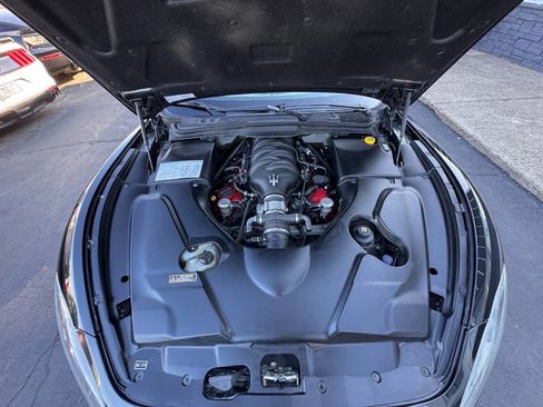 Used 2012 Maserati GranTurismo Convertible RWD image 33