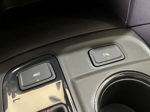 Used 2023 Chevrolet Equinox RS image 29