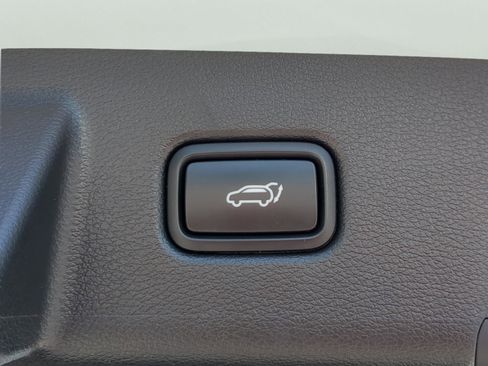 Certified 2022 Kia Telluride SX w/ Towing Package FWD image 33