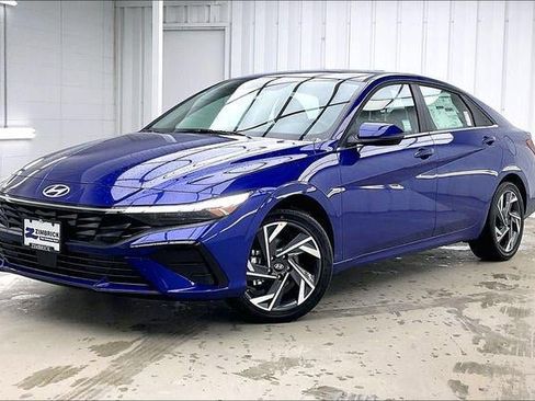 New 2026 Hyundai Elantra Limited image 22