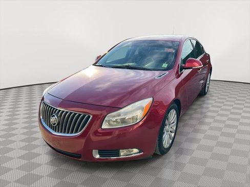Used 2013 Buick Regal Premium image 3