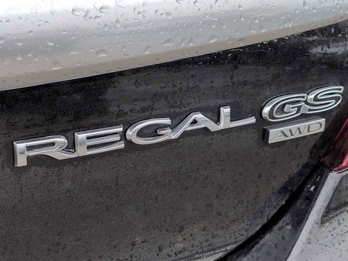 Used 2017 Buick Regal GS w/ Driver Confidence Package #2 image 13