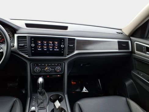 Used 2019 Volkswagen Atlas SE image 14