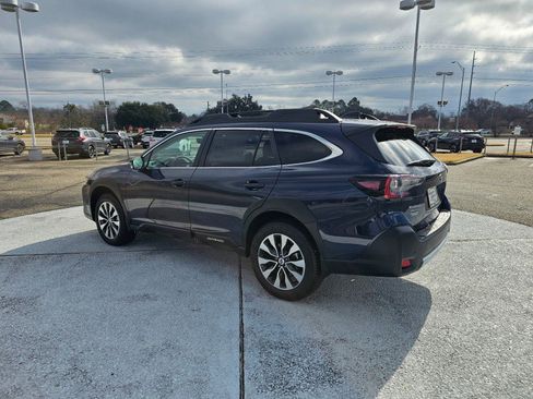 New 2025 Subaru Outback Limited image 15