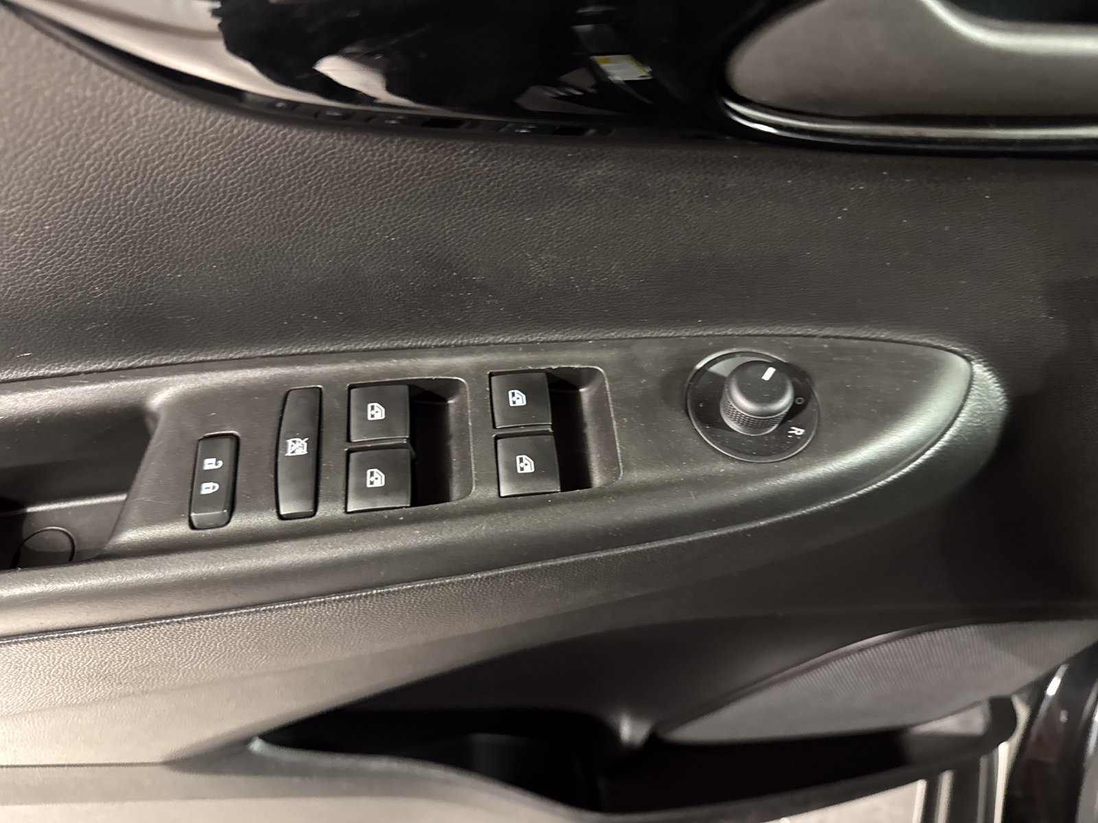 Used 2017 Chevrolet Spark LT FWD image 18