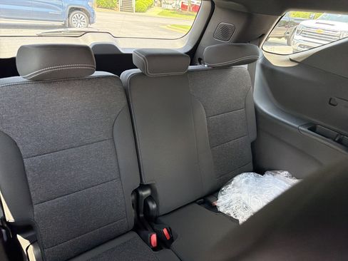 New 2026 Chevrolet Traverse LT w/ Driver Confidence Package FWD image 16