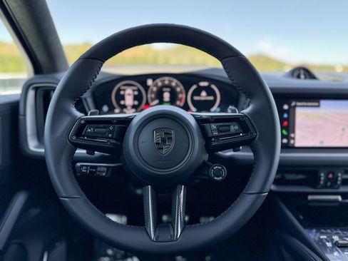 New 2026 Porsche Cayenne Turbo AWD/4WD image 16