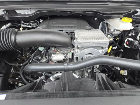 New 2026 RAM 1500 Laramie w/ Night Edition AWD/4WD image 21