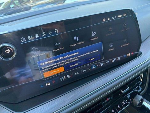 New 2026 Chevrolet Suburban Premier w/ Sun And Tow Package AWD/4WD image 64