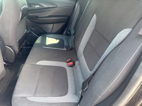 Used 2023 Chevrolet TrailBlazer LS FWD image 11