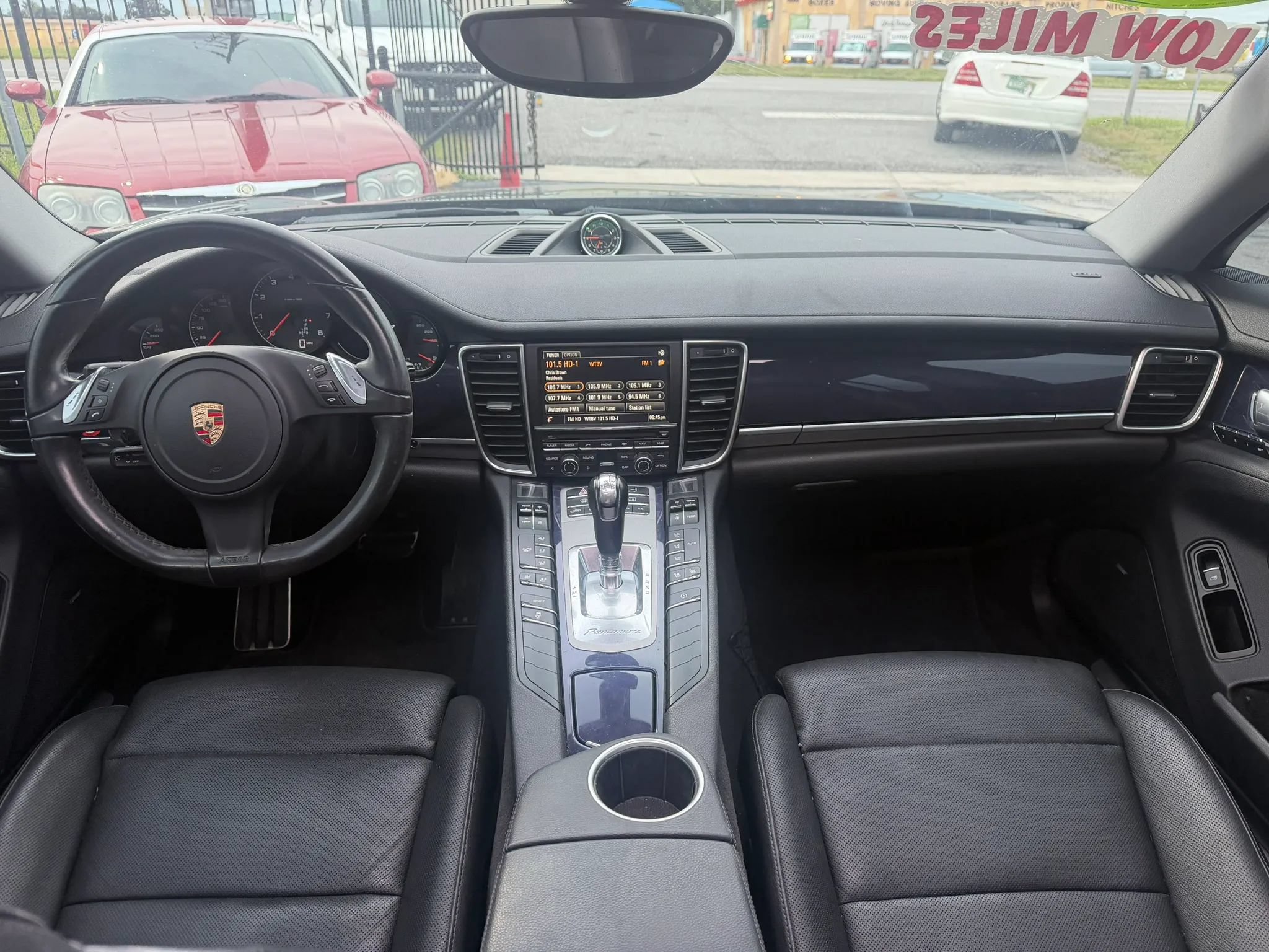 Used 2014 Porsche Panamera 4 AWD/4WD image 7