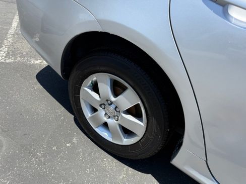 Used 2011 Toyota Corolla LE FWD image 23