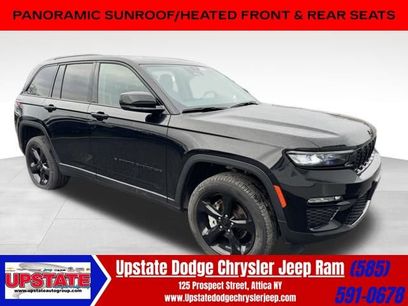Used 2023 Jeep Grand Cherokee Limited w/ Black Appearance Package
