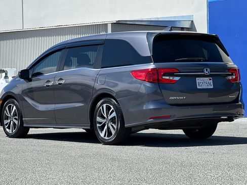 Used 2021 Honda Odyssey Touring image 5