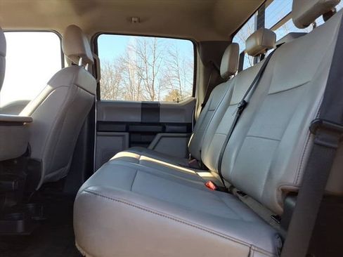 Used 2020 Ford F250 XL w/ STX Appearance Package AWD/4WD image 9