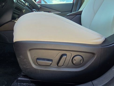Used 2023 MAZDA CX-30 AWD 2.5 S w/ Premium Package image 16
