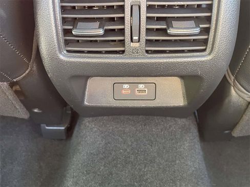 Used 2023 Nissan Altima 2.5 SL image 9