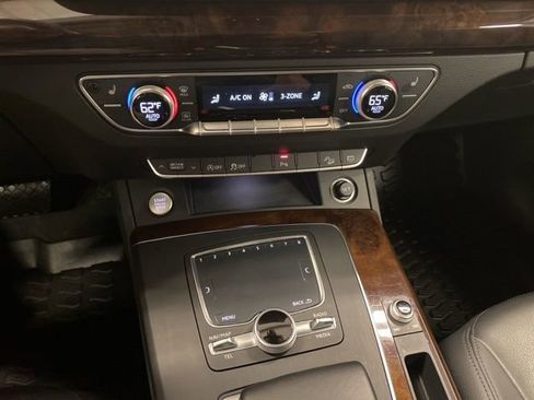 Used 2018 Audi Q5 2.0T Premium Plus w/ Premium Plus Package AWD/4WD image 14