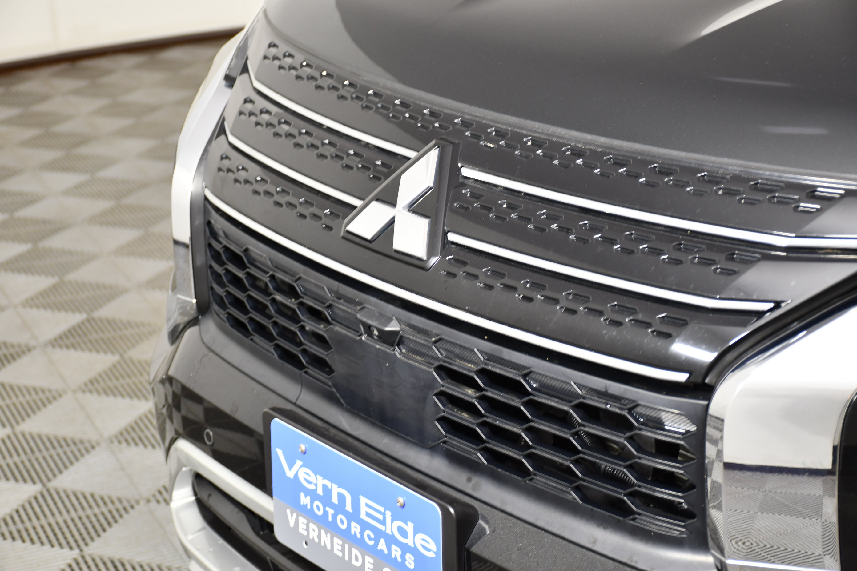 Used 2023 Mitsubishi Outlander SE AWD/4WD image 11