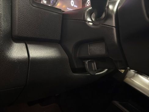 Used 2016 RAM 1500 Sport image 15