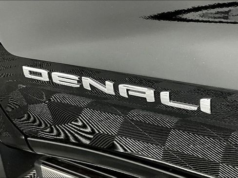 New 2026 GMC Sierra 1500 Denali w/ Denali Reserve Package AWD/4WD image 10