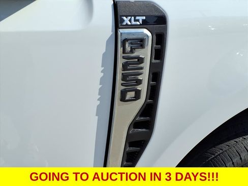 Used 2024 Ford F250 XLT image 10