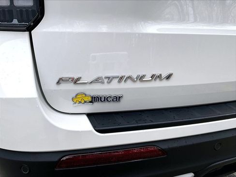 Used 2025 Ford Explorer Platinum w/ Ultimate Package AWD/4WD image 30