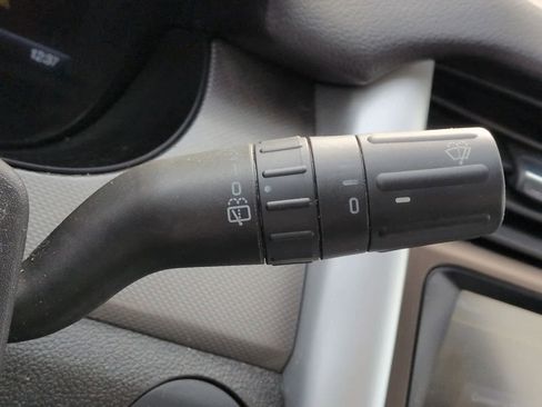 Used 2013 Ford Edge SEL image 28