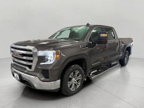 Used 2020 GMC Sierra 1500 SLE w/ SLE Value Package image 4