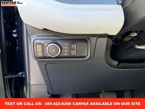 Used 2025 Ford Explorer Platinum w/ LUX Leather Package image 17