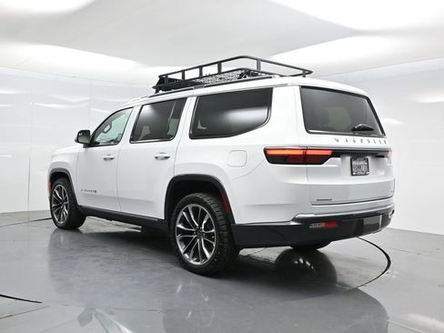 Used 2022 Jeep Wagoneer Series III w/ Premium Group I image 6