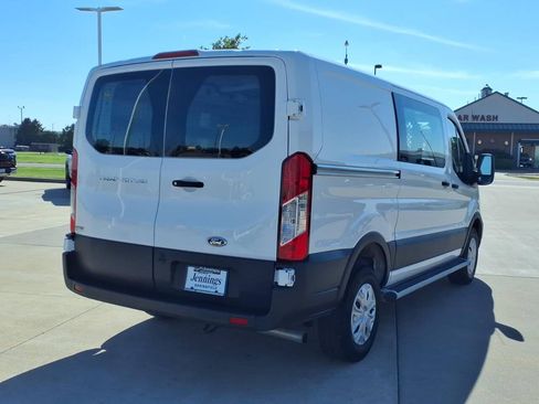 Used 2024 Ford Transit 250 Low Roof w/ Exterior Upgrade Package RWD image 4