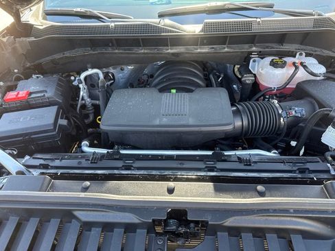 Used 2024 Chevrolet Silverado 1500 High Country w/ Technology Package AWD/4WD image 33