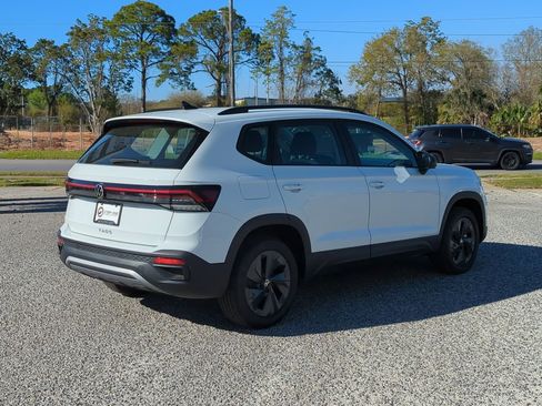 New 2026 Volkswagen Taos S image 7