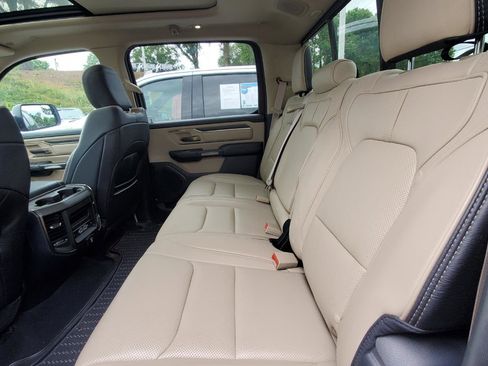 Used 2019 RAM 1500 Limited w/ Advanced Safety Group AWD/4WD image 5