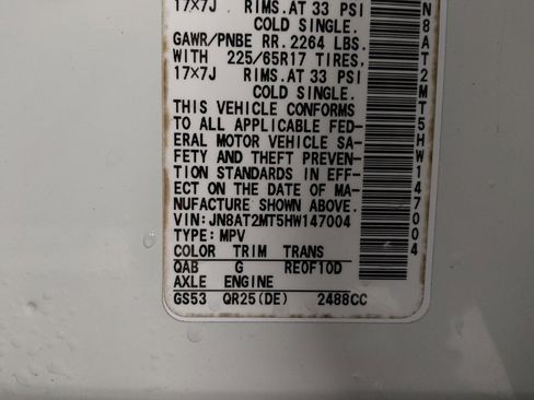 Used 2017 Nissan Rogue SV image 33