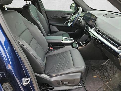 Used 2025 BMW X1 xDrive28i w/ Convenience Package image 17