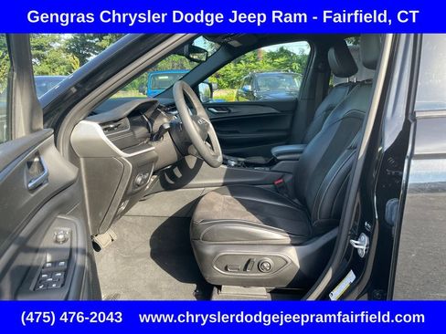 Certified 2023 Jeep Grand Cherokee Altitude AWD/4WD image 46