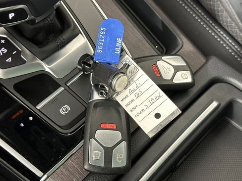 Used 2022 Audi Q5 2.0T Premium image 23