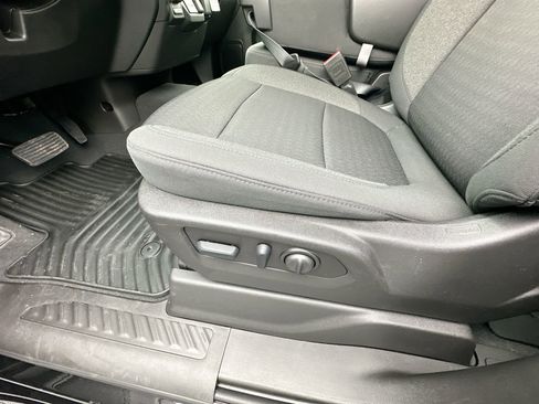 Used 2023 Chevrolet Silverado 2500 Custom w/ Custom Value Package AWD/4WD image 12