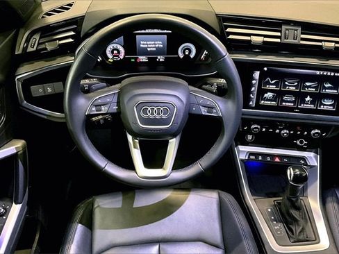 Used 2024 Audi Q3 2.0T Premium Plus image 5